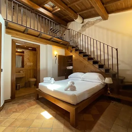 Al Palazzetto Tivoli