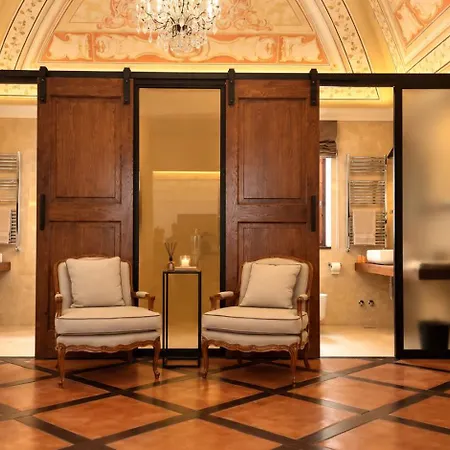 Al Palazzetto 4*