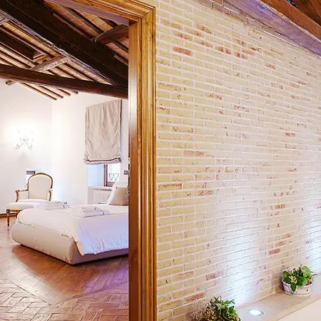 Al Palazzetto Тиволи
