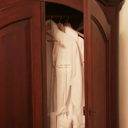 Al Palazzetto Couette-café 3*