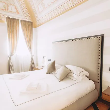 Al Palazzetto Couette-café Tivoli